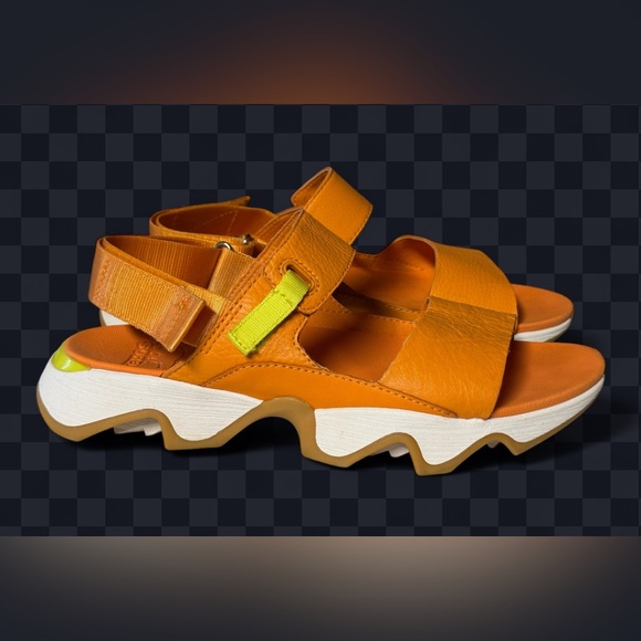 EUC Ladies Sorel Kinetic Impact II Sling Low Sandals Orange & White SZ 8.5 - Picture 1 of 9